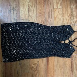 Solemio los angelos dress size medium,black w/ gold sequence,tags on,never worn